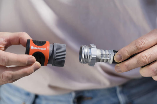 Classic Garden Hose Connector with Water Stop