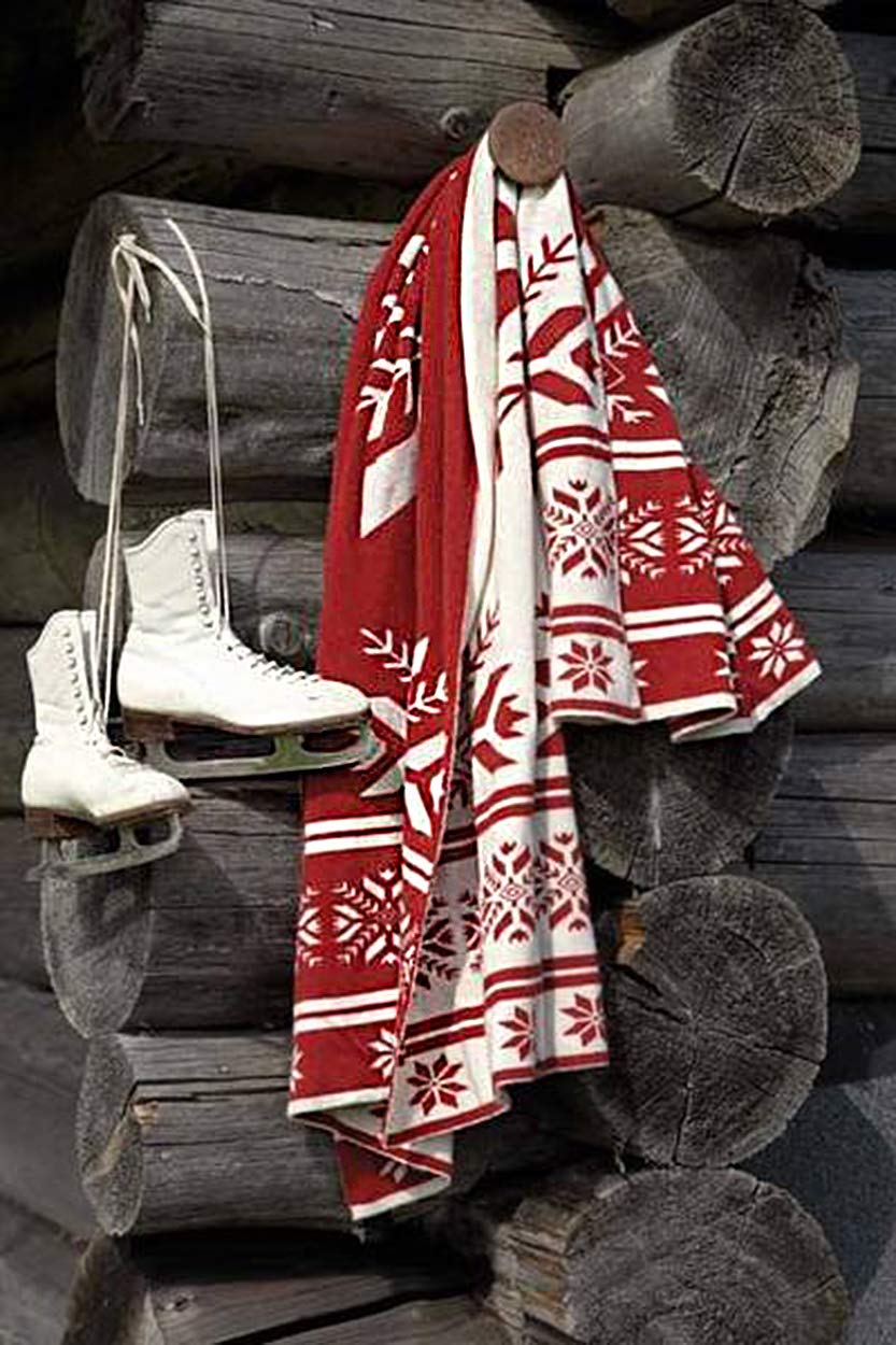 Fennco Styles Sevan Collection Christmas Design Knitted Throw Blanket 50 x 60 Inch - Red Throw for Holiday Decoration, Couch, Bedroom, Living Room Décor and Winter Season