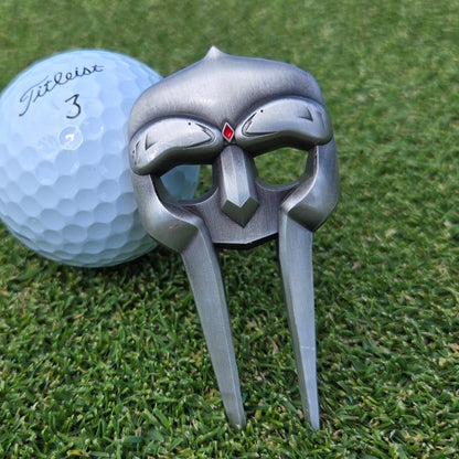 Gladiator Divot Tool