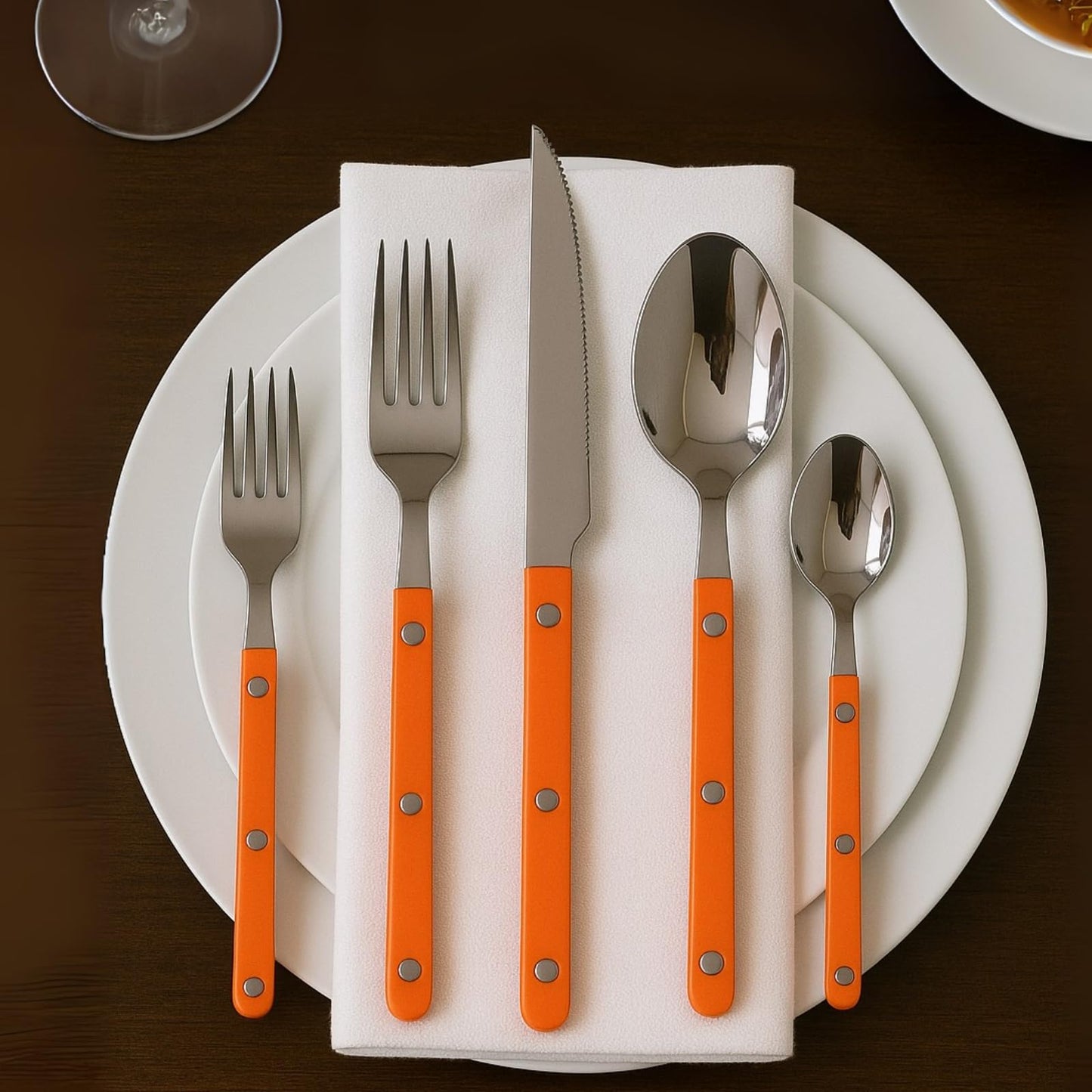 Khen 20-Piece Cutlery Set with Dinner Knives, Forks, Spoons, Salad Forks & Teaspoons