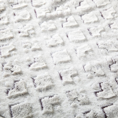 DaDa Bedding Milky White Purple Faux Fur Sherpa Throw Blanket