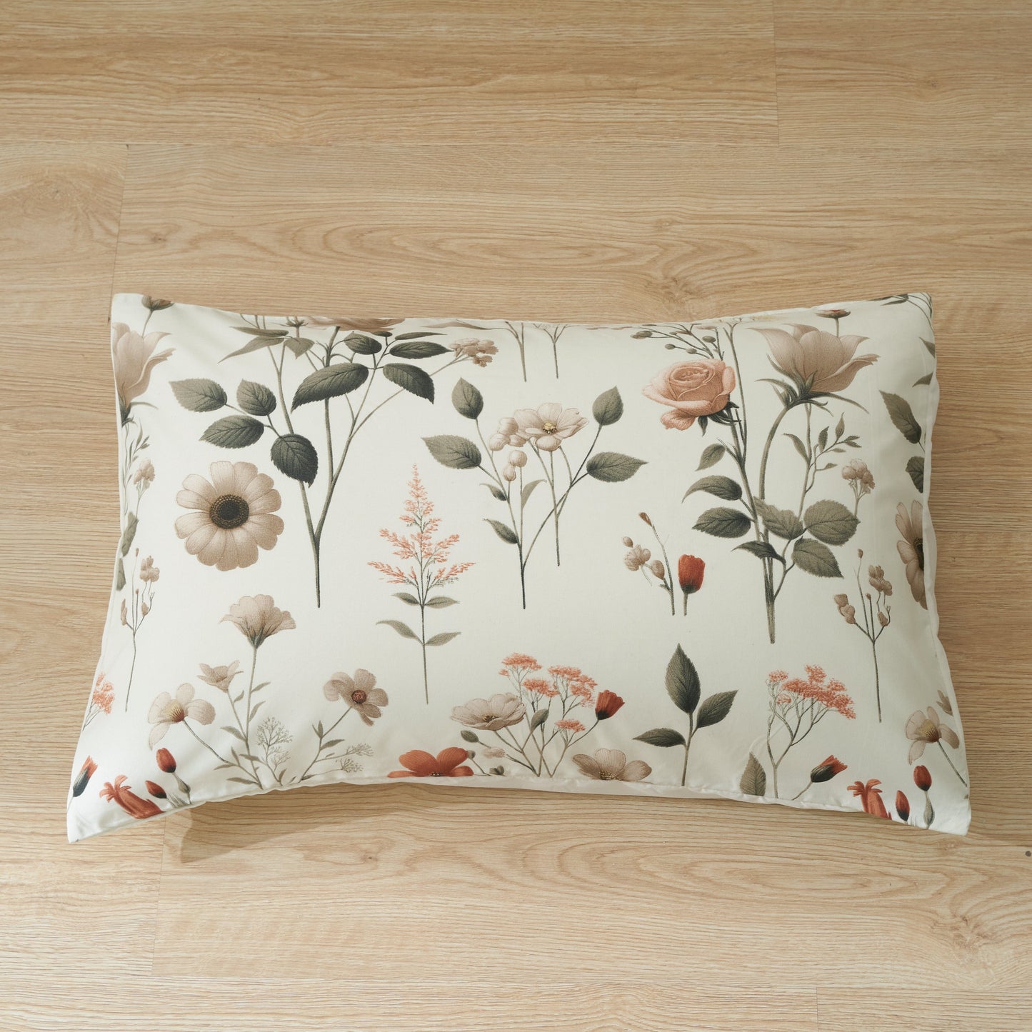 DaDalogy Enchanted Meadow Floral Microfiber Sheet Set