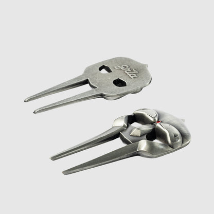 Gladiator Divot Tool