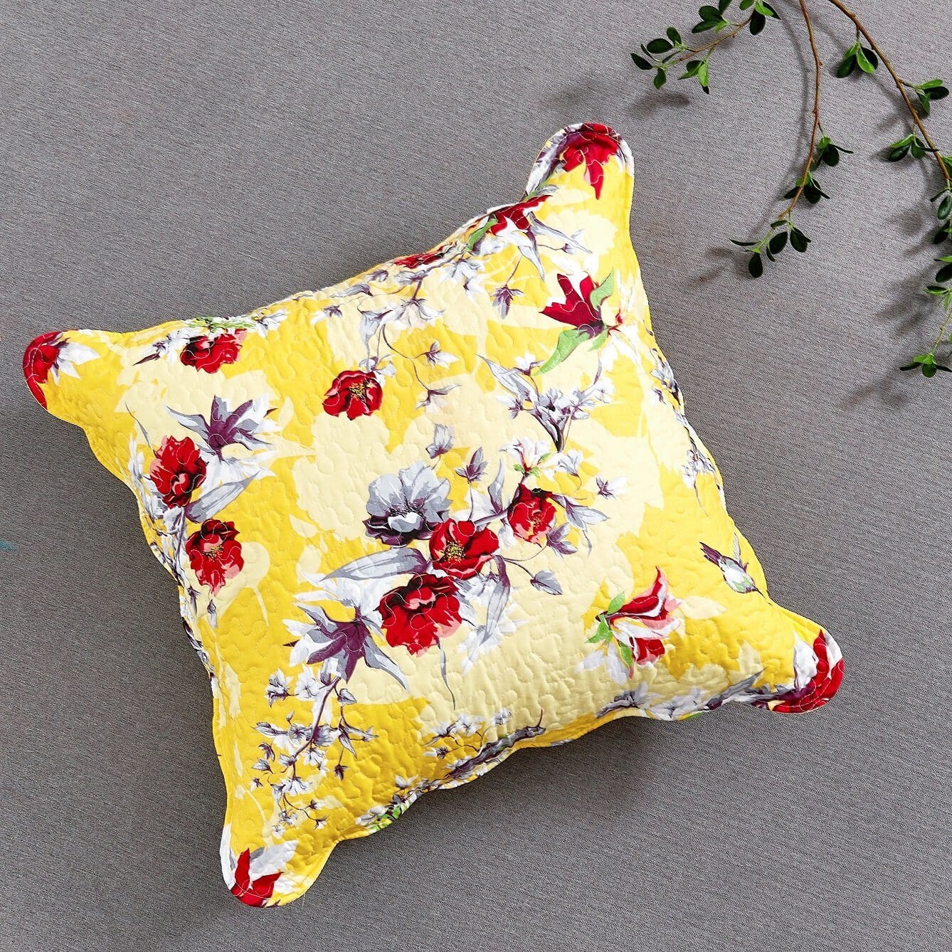 DaDa Bedding Sunshine Yellow Hummingbird Floral Bed in a Bag Set