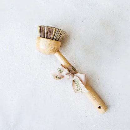 Tilley + Me Eco-Friendly Bamboo Dishwashing Brush with Handle - Palm Fiber Bristles