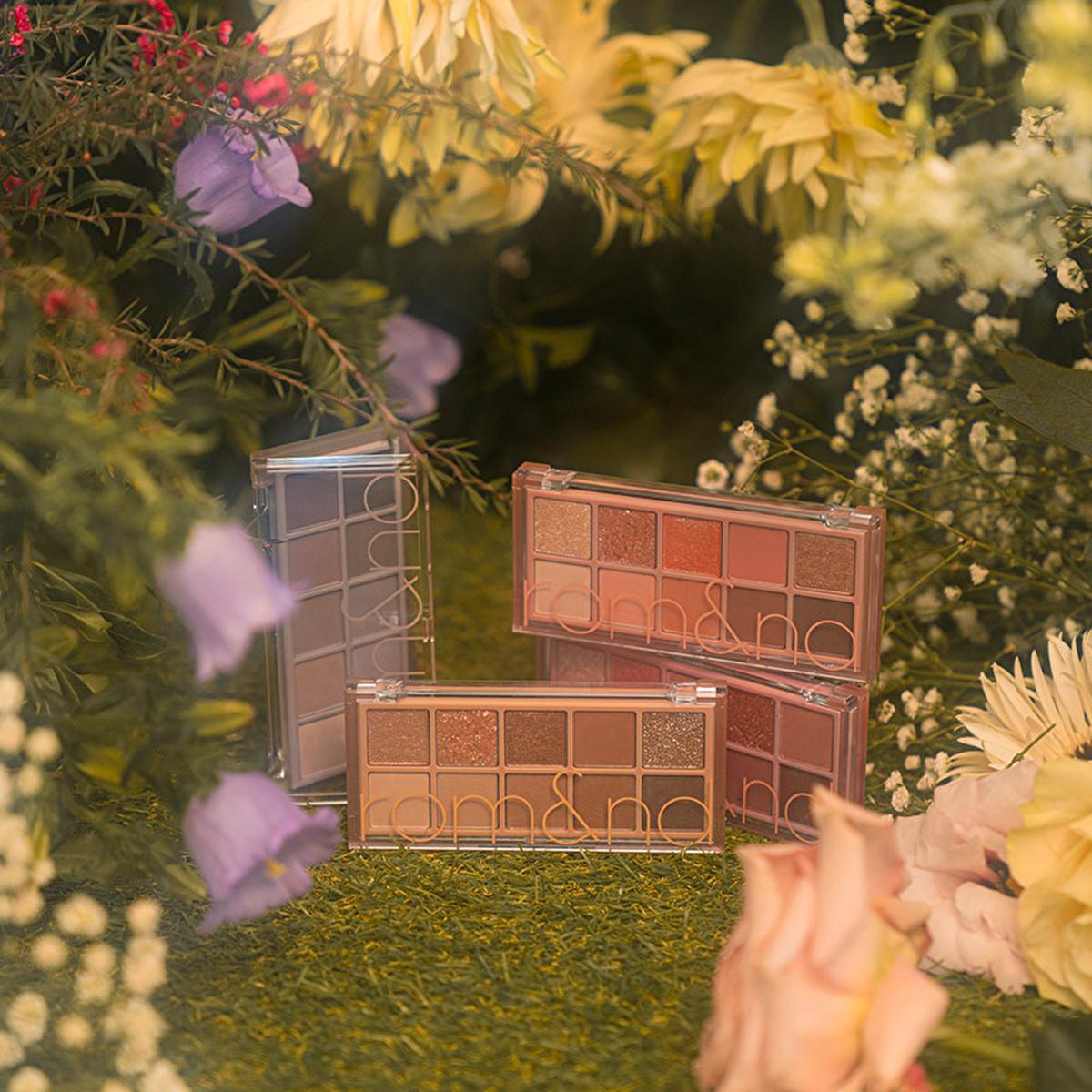 rom&nd Better Than Palette Eyeshadow Palette 01 Pampas Garden - 10 Color Eyeshadow Palette with Matte & Shimmer Finish