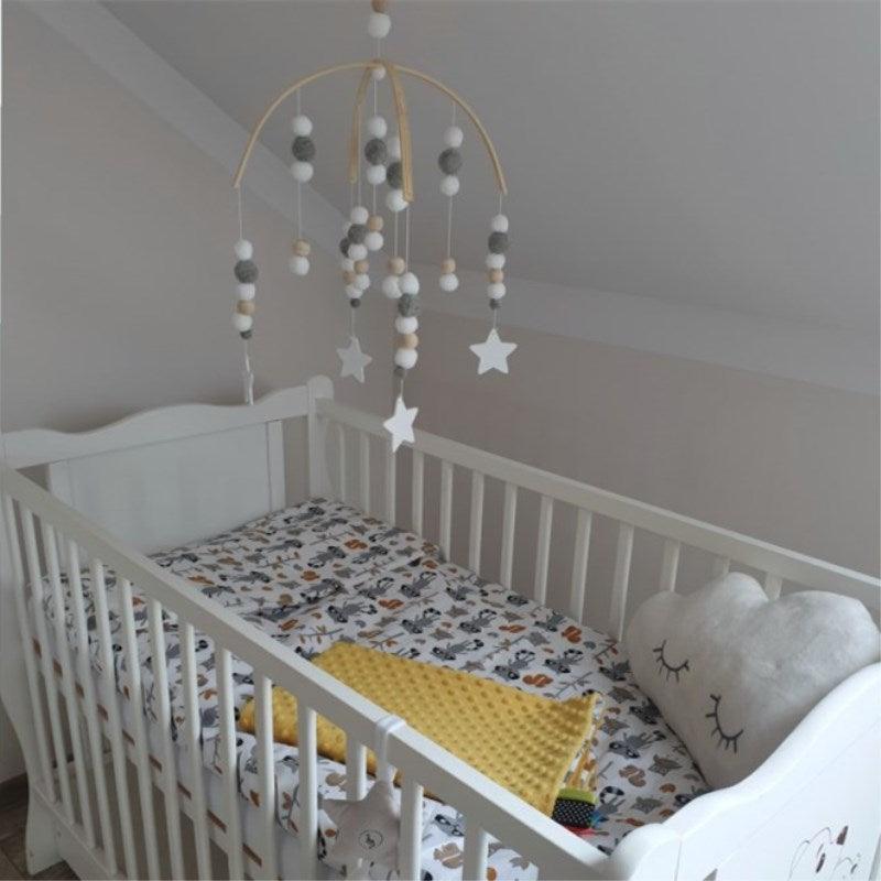 Baby Nordic Wooden Beads Wind Chimes with Wool Balls Nursery Mobile Crib Bed Bell Baby Bedroom Ceiling Wooden Beads Wind Chime Hanging Newborn Baby Bed Hanging Wind-bell Crib Tent Kids Room Decorations Ornaments