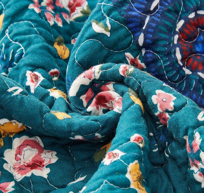 DaDa Bedding Gardenia Green Floral Patchwork Quilt Set