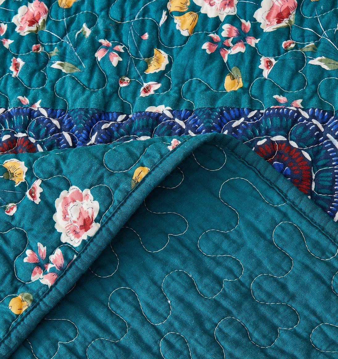 DaDa Bedding Gardenia Green Floral Patchwork Quilt Set