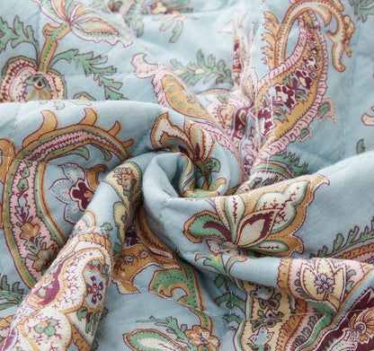 DaDa Bedding Burgundy Paisley Patchwork Cotton Quilt Set