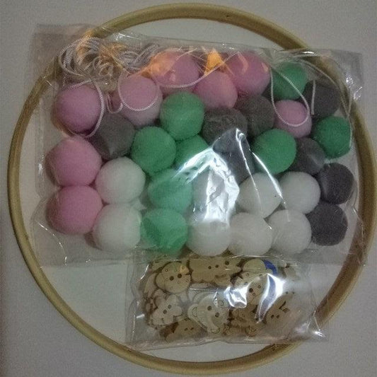 Cute Wool Ball Wind Chimes Newborn Baby Bed Bell Dream Catcher String Pendant Kids Room Decoration Wooden Wind Chime Bed Bell Nursery Crib Bed Bell Baby Bedroom Ceiling Wooden Beads Wind Chime Wall Hanging Ornament