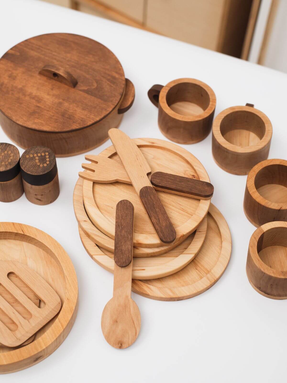 Play Dish Set