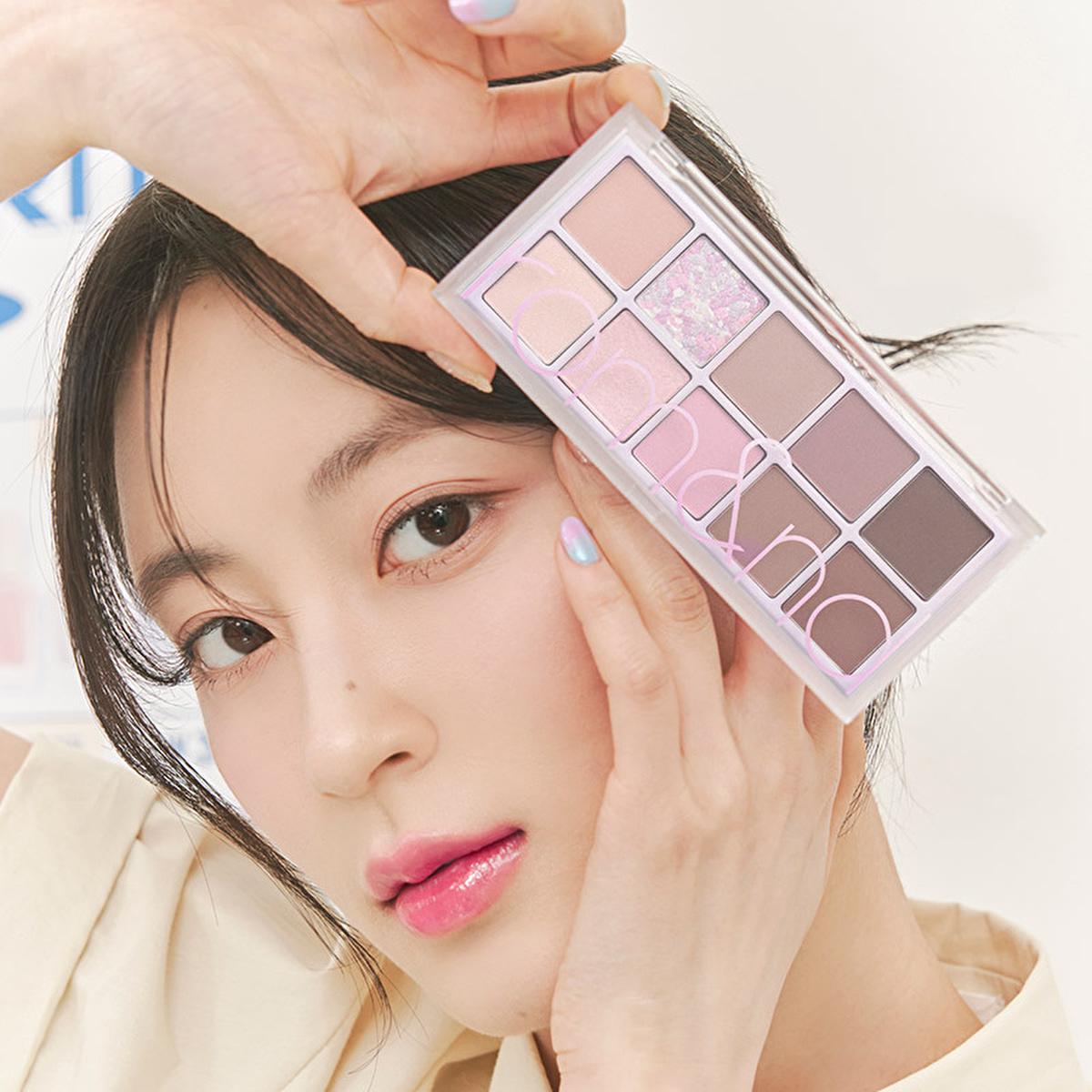 rom&nd Better Than Palette Eyeshadow Palette 01 Pampas Garden - 10 Color Eyeshadow Palette with Matte & Shimmer Finish