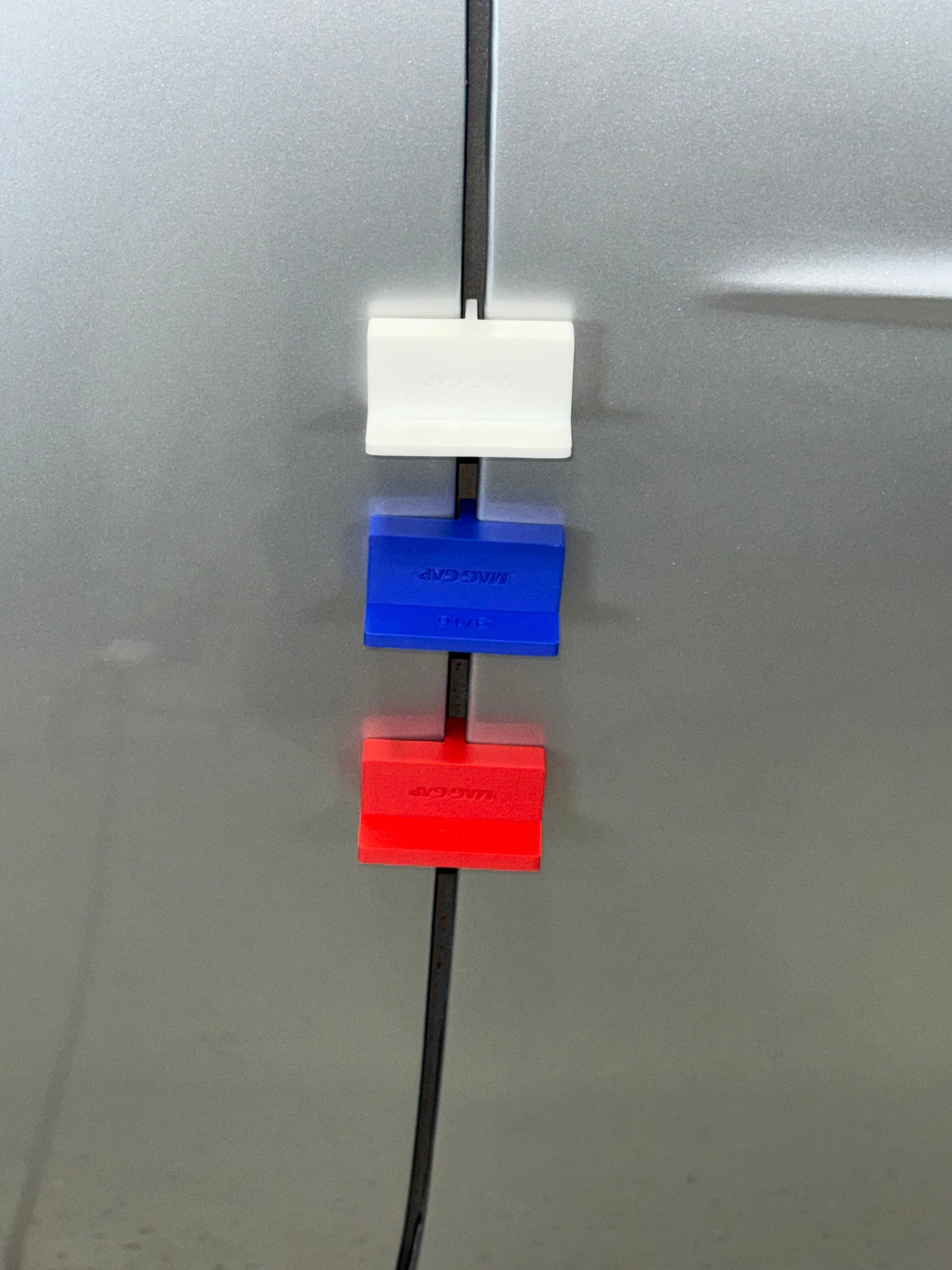 Mag Gap-magnetic body panel gapping tool