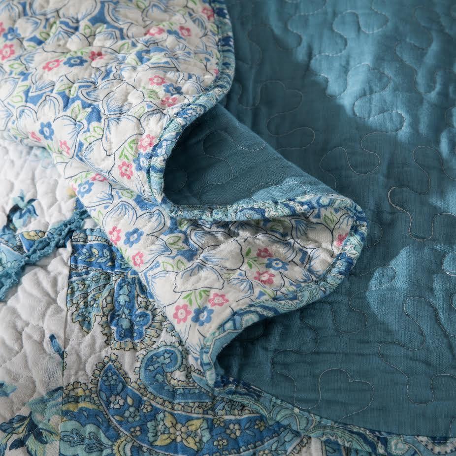 Tache Petal Dance White Blue Floral Paisley Vintage Garden Scalloped Cotton Patchwork Quilt Set (JHW-646)