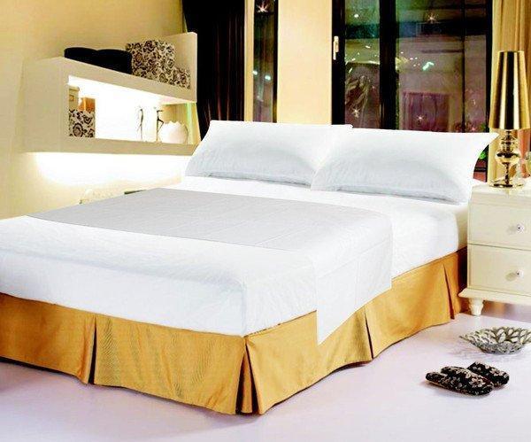 DaDa Bedding White Cotton Fitted Sheet Set with Pillow Cases
