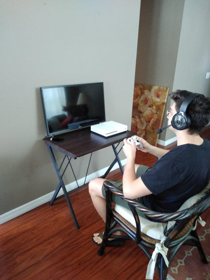 SW32L 32" Small Computer Desk for small spaces w/headphone backpack hook