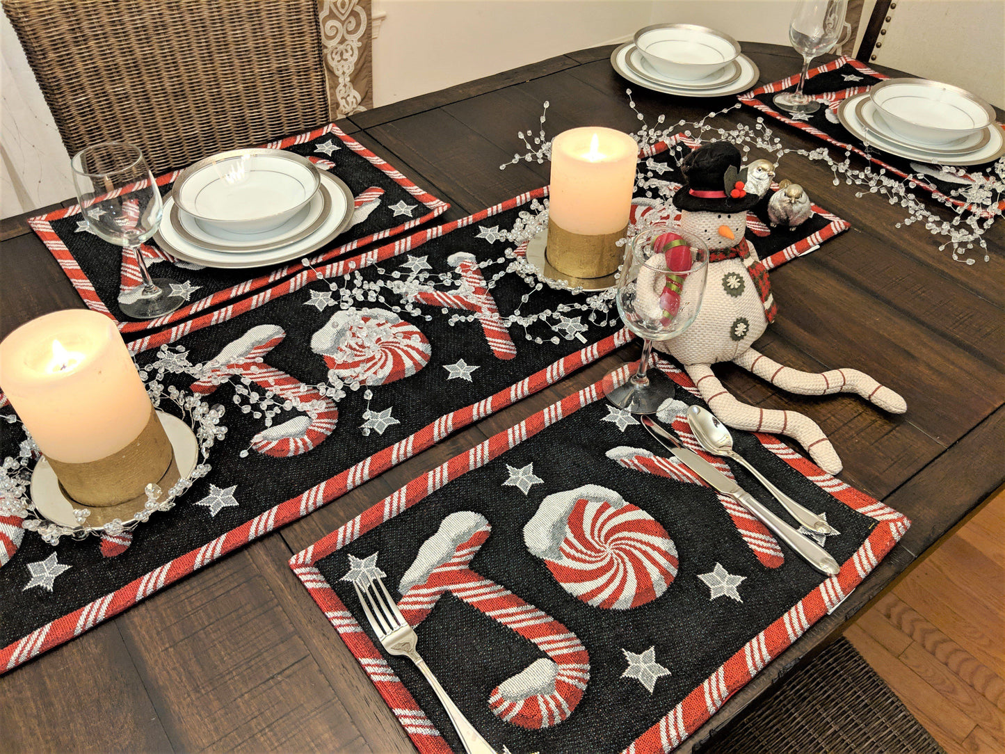 DaDa Bedding Set of 8 Pieces Peppermint Joy Holiday Table Tapestry - 4 Placemats, 2 Table Runners, 2 Throw Pillow Covers (12904)