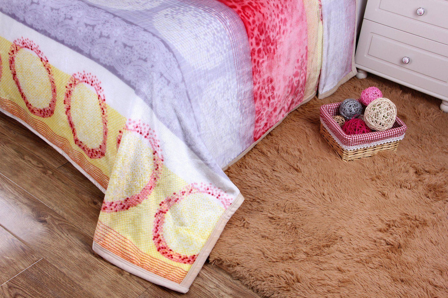 DaDa Bedding Seashore Sunny Yellow Lavender Floral Flannel Mink Fleece Throw Blanket (XY9901)