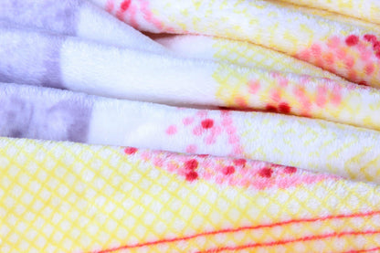 DaDa Bedding Seashore Sunny Yellow Lavender Floral Flannel Mink Fleece Throw Blanket (XY9901)